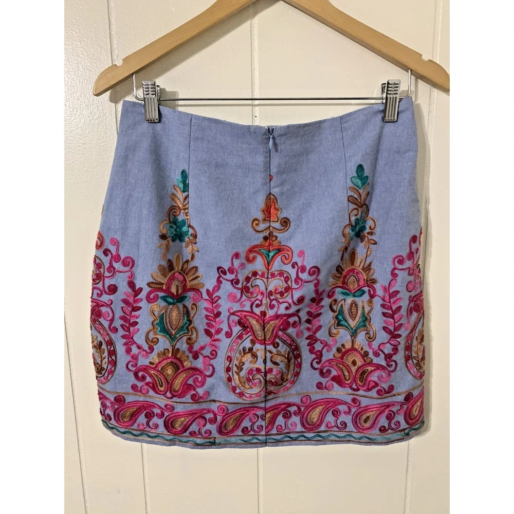 NWOT Entro Paisley Embroidered Chambray Skirt Zip Back Size M Boho Hippie - Picture 2 of 5